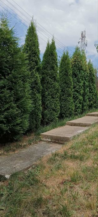 малка кокетна вила в махала Млечановци, Вакарел