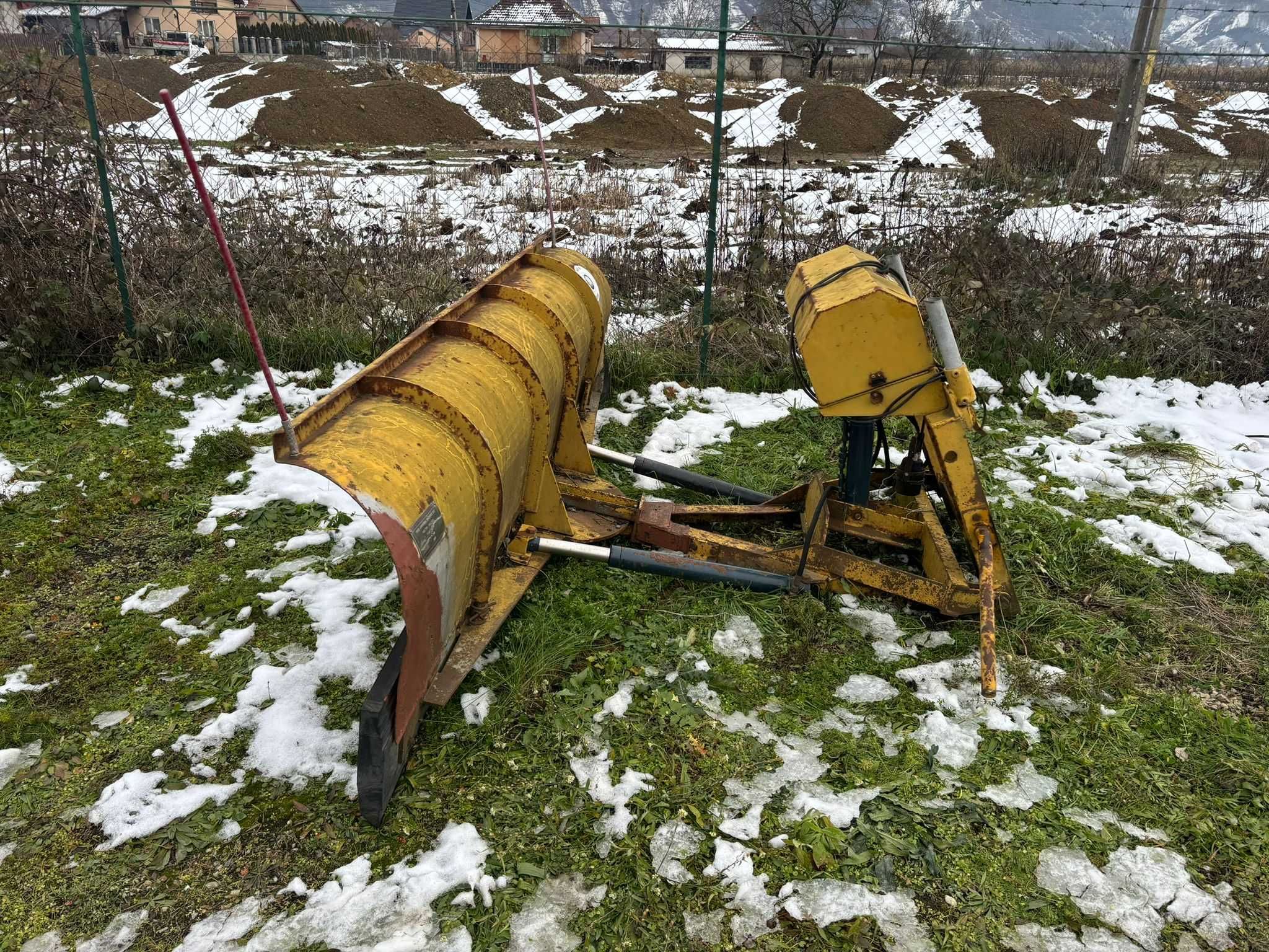 Lama de zapada , deszapezire electrohidraulica Nido 2,8 metri