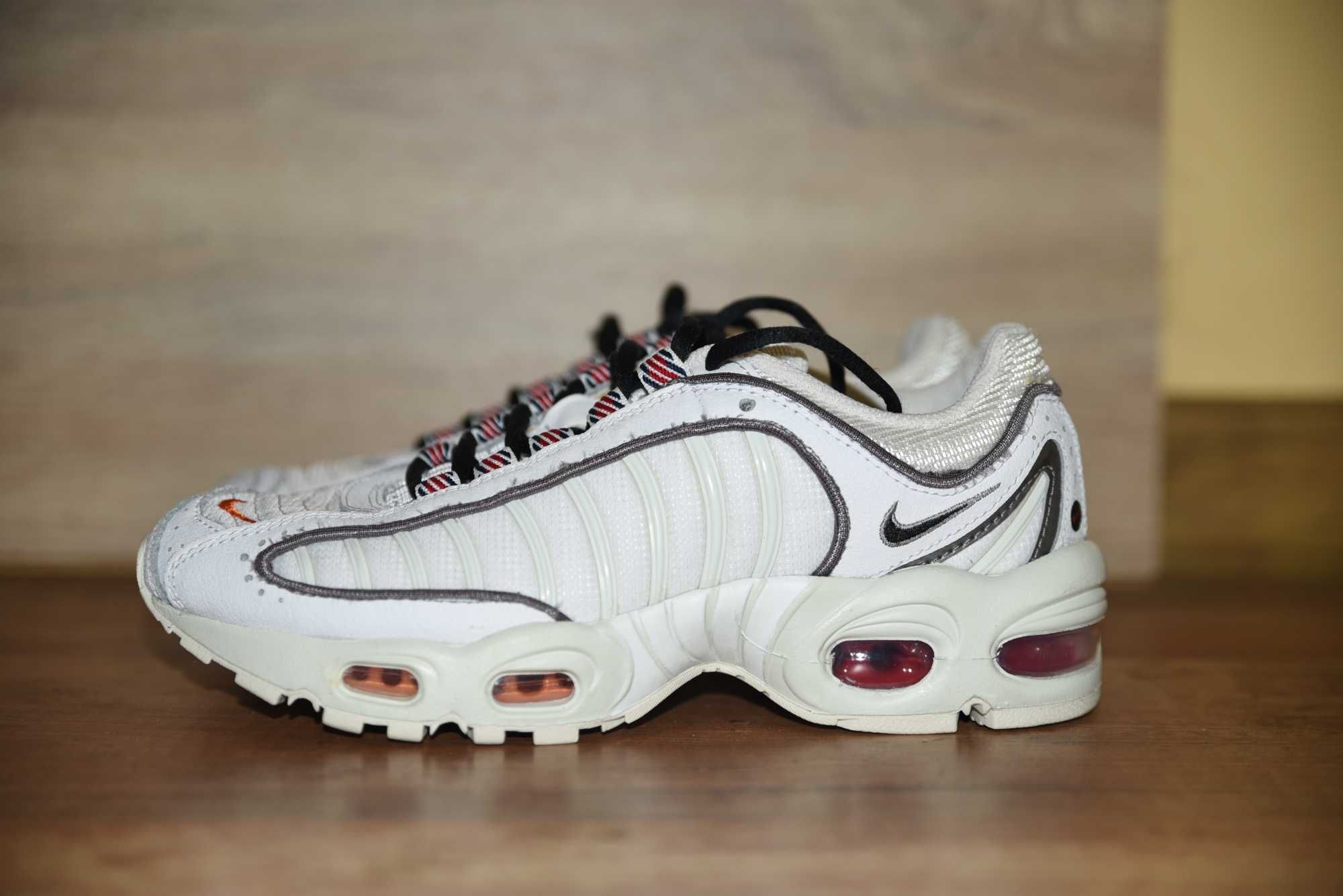Nike W Air Max Tailwind Iv Se оригинални маратонки номер 37,5