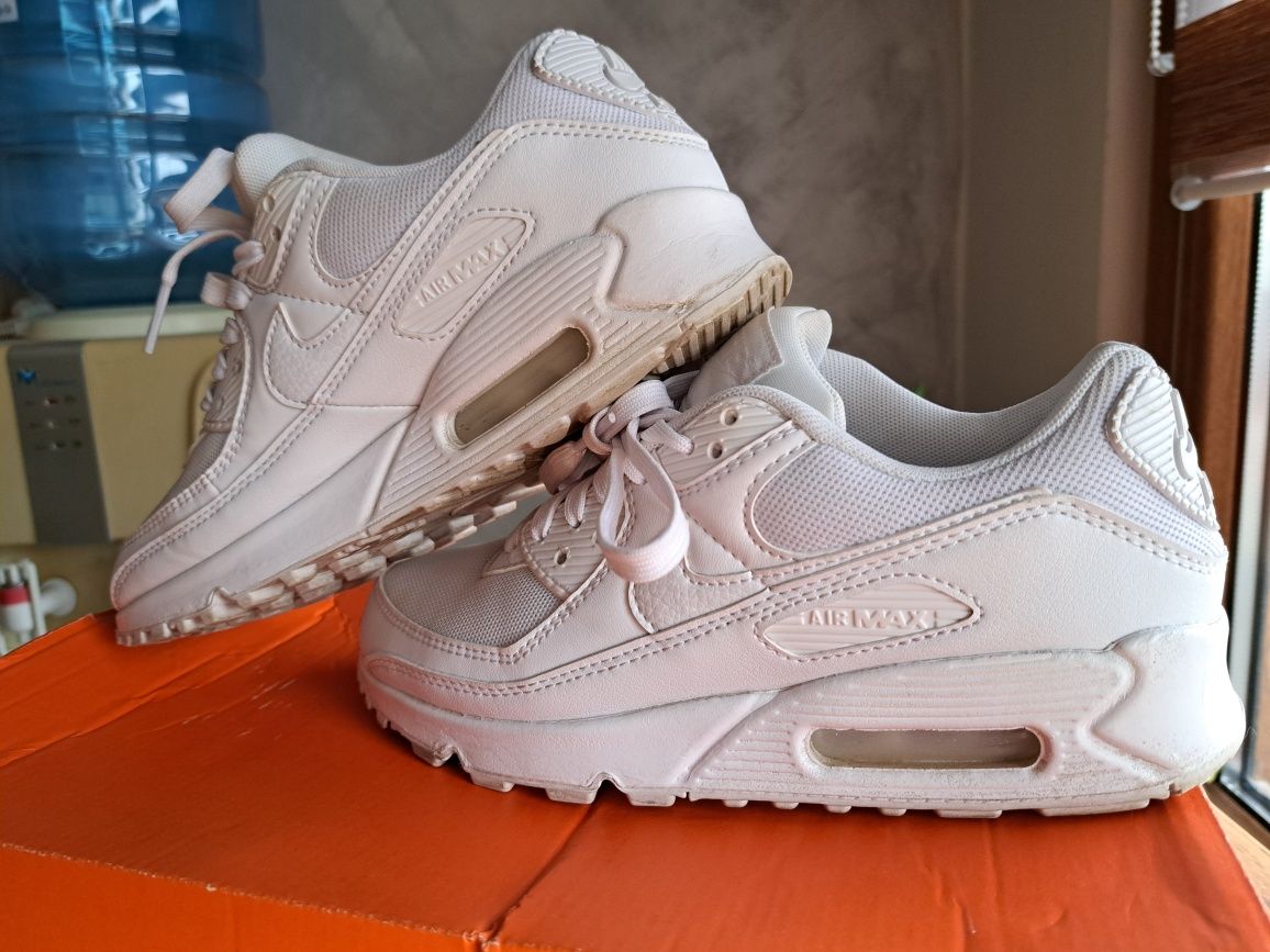 Дамски Nike Air Max 90