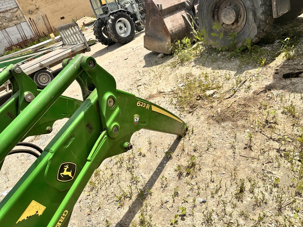Incarcator frontal John deere 623R