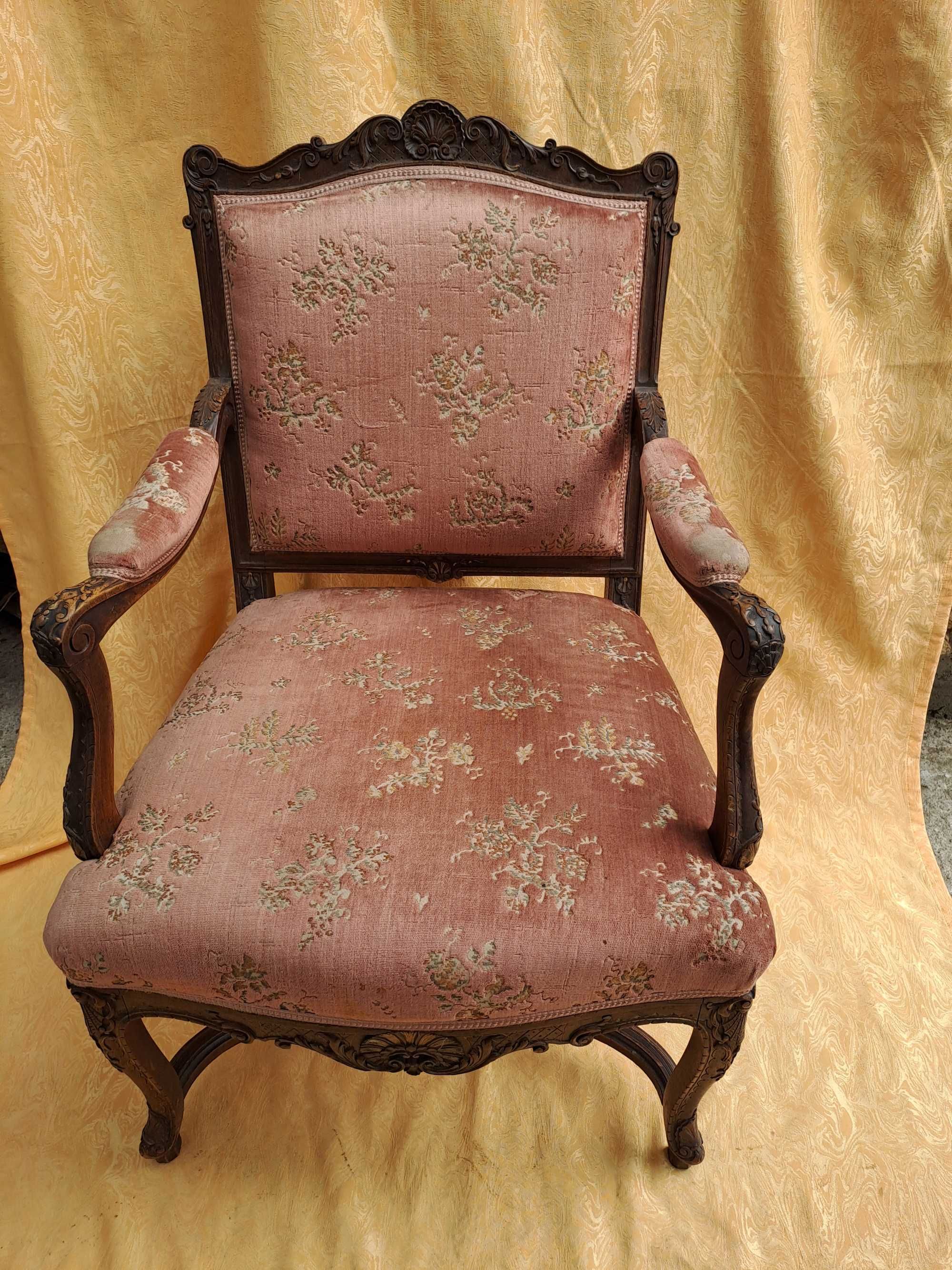 scaun fotoliu stil Lous XV jilt foarte vechi lemn catifea