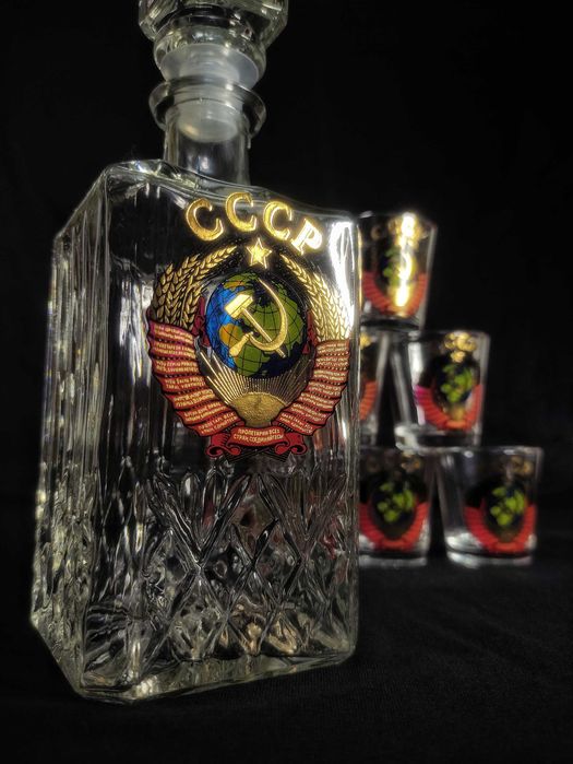Графин и Рюмки СССР. Подарочный набор.