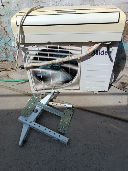 Продаётся кондиционер Мидея 12..