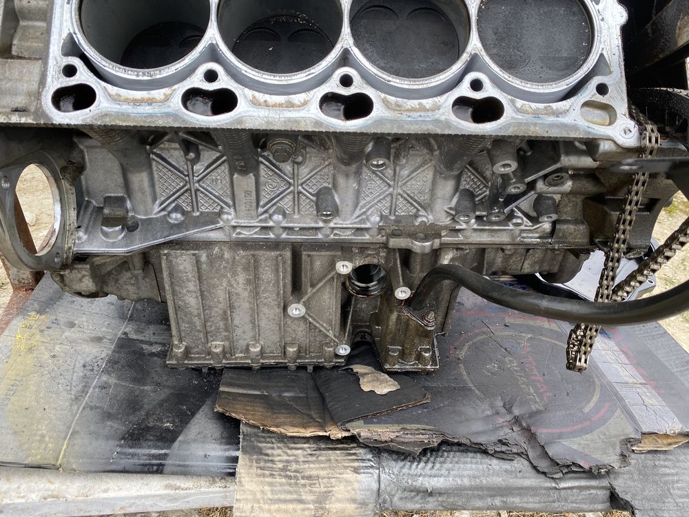 двигател bmw 4,8 bmw e70 N62B48B на части