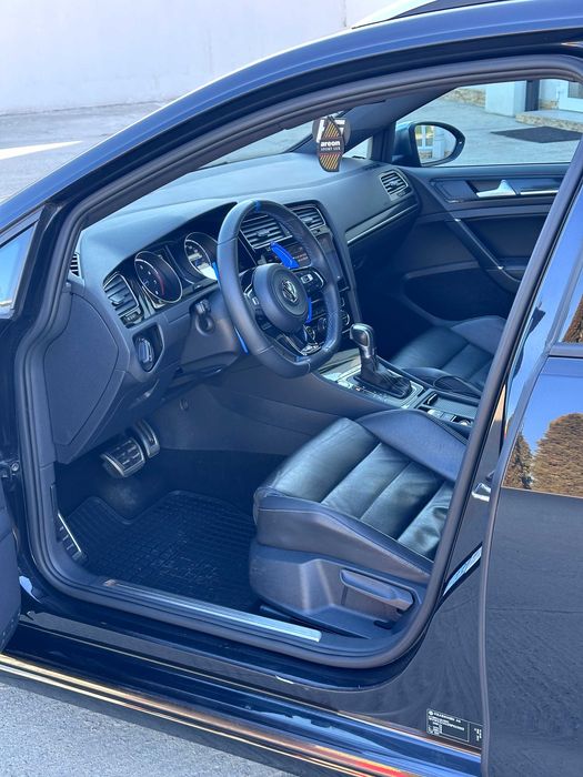 Volkswagen Golf 7 R Variant