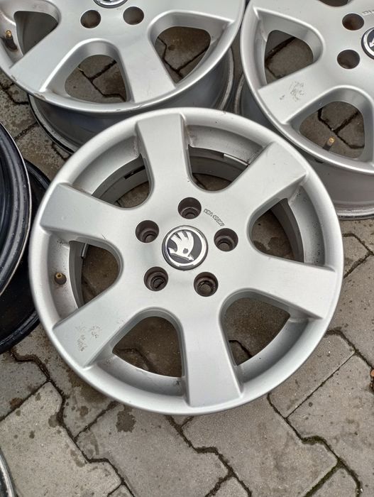 4 jante aliaj 5x112 R15 Skoda Octavia 2 3 superb kamiq