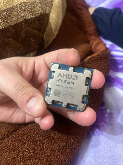 Процессор AMD RAYZEN 9 9900X
