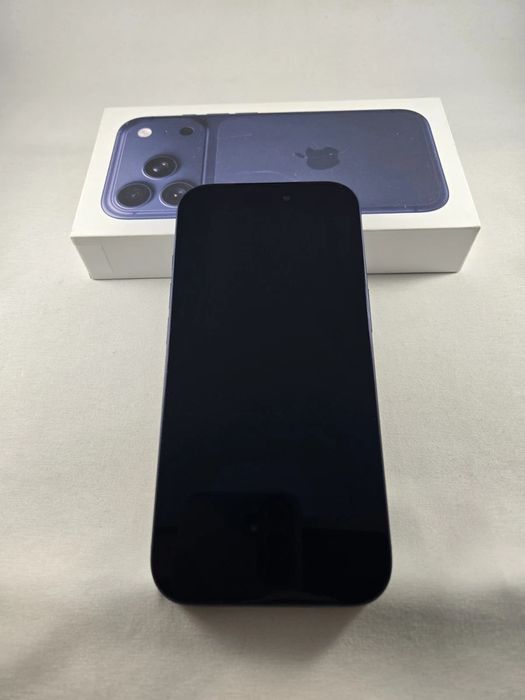 iPhone 17 pro Deep blue 256 gb