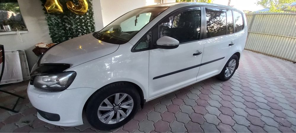 Volkswagen Touran 2012
