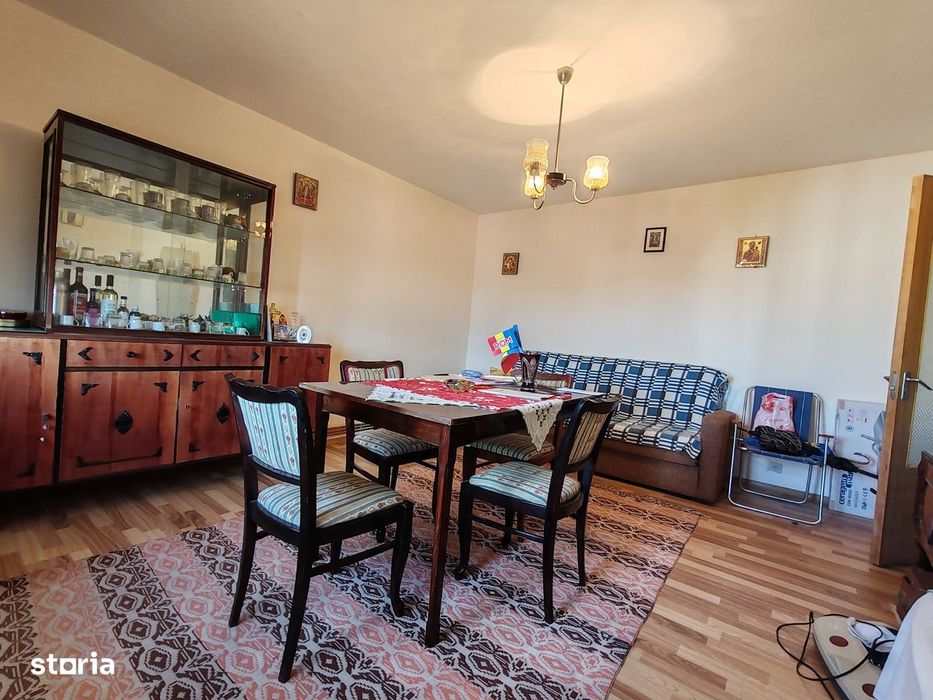 Apartament 3 camere Trivale, 2 bai, 2 balcoane, 75 mp, fond 1982