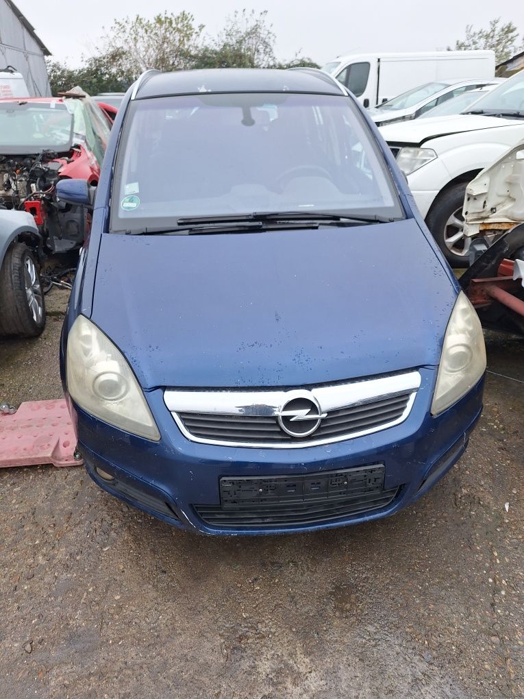 Dezmembram opel zafira b 1.9 cdti z19 dt 120 cp cutie manuala 6trepte