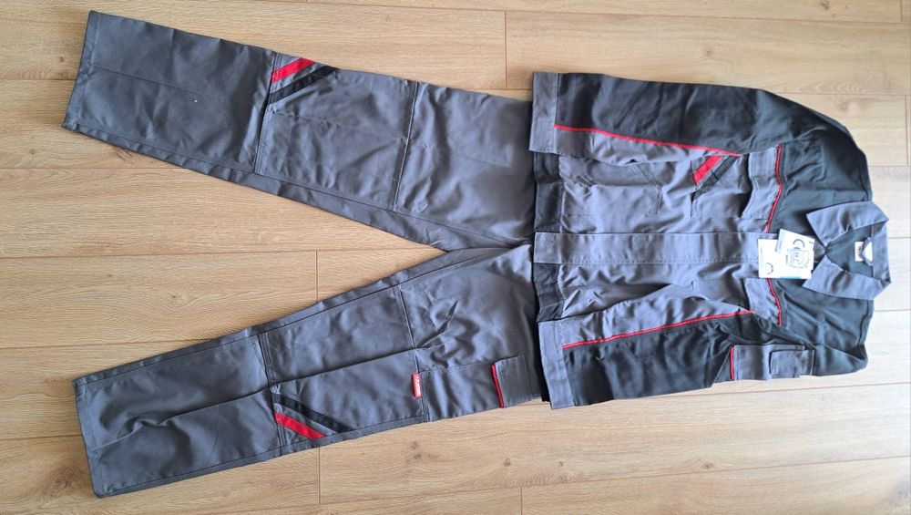 Costum de lucru marime XXL/58