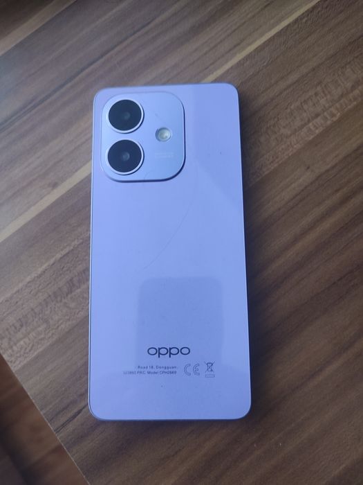 Vand oppo A40 stare foarte buna