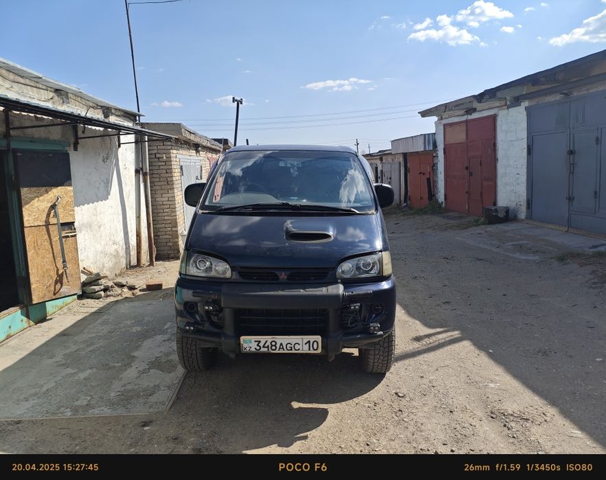 Митсубиси Делика