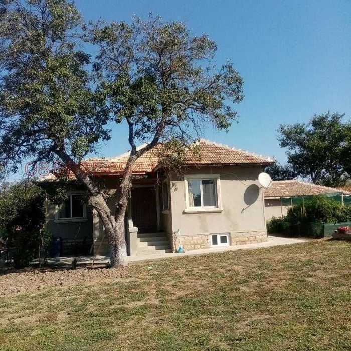 Продава се Къща в с. Снягово, Област Добрич - 120 кв.м за 459 €/кв.м - Снимка #2