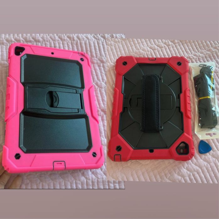 Lot 2 Huse iPad 9.7 inch