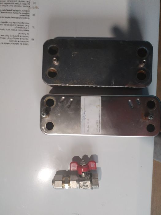 Vând centrala pe gaz in stare foarte buna