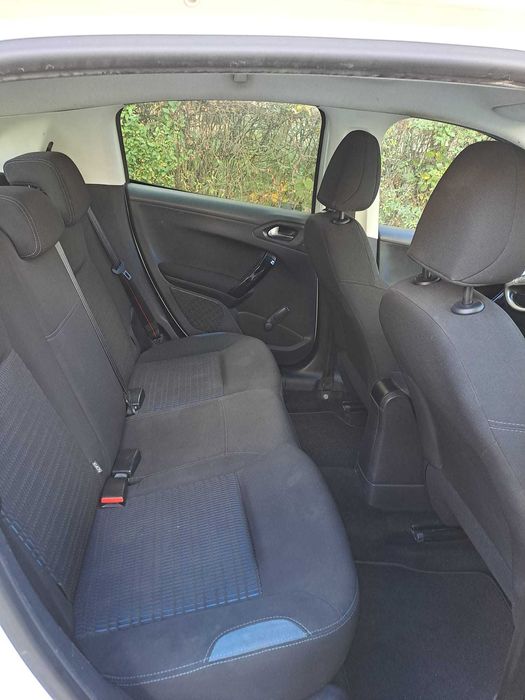 Peugeot 208, 1.4 diesel, 234000 km, 2013