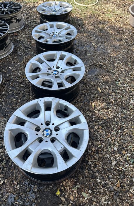 Vand jante r17 in stare foarte buna