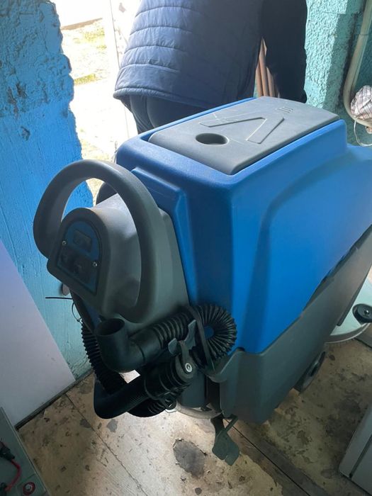 Моющий пылесос !