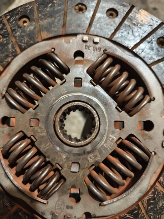 Съединител и маховик Опел Астра Г 2.0дизел 101коня