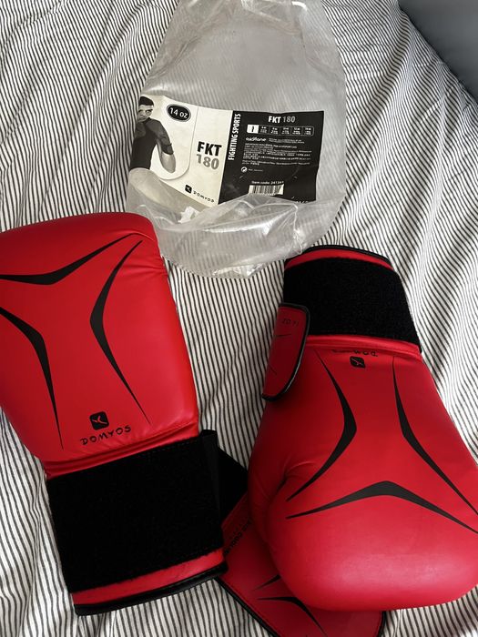 Vand manusi de box domyos noi