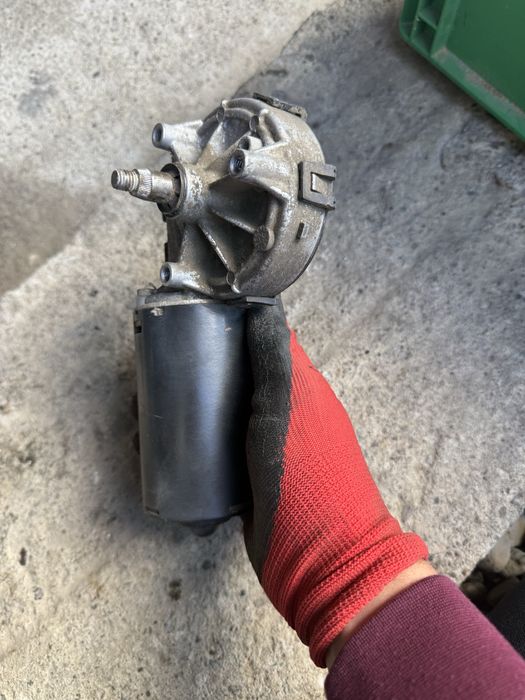 Motor cu reductor de mare putere pentru cazan de palinca