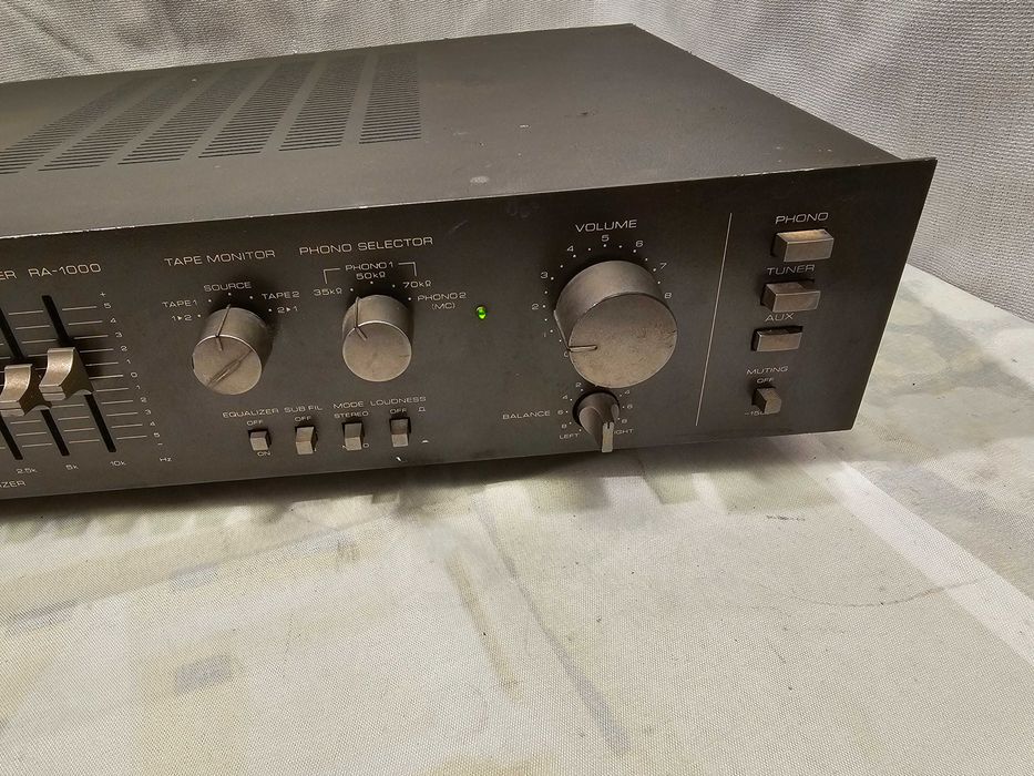 Statie Amplificator EQ Rotel RA-1000 2x40W 4 - 8 ohm JAPAN