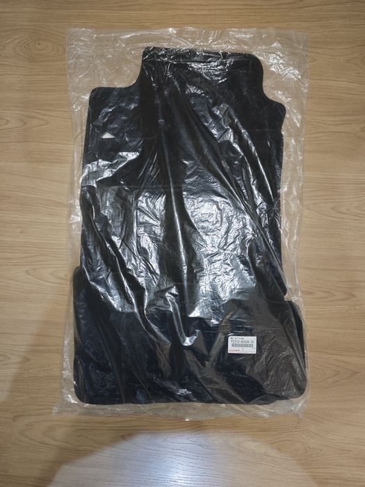 Продам мягкие коврики для Toyota RAV4