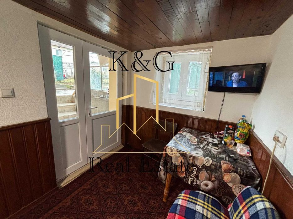 Продава се Къща в Разград, Житница - 230 кв.м за 621 €/кв.м - Снимка #5