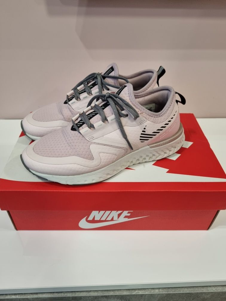 Маратонки ,Nike 36,5