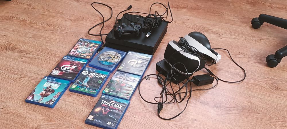 PlayStation 4. +Accesorii