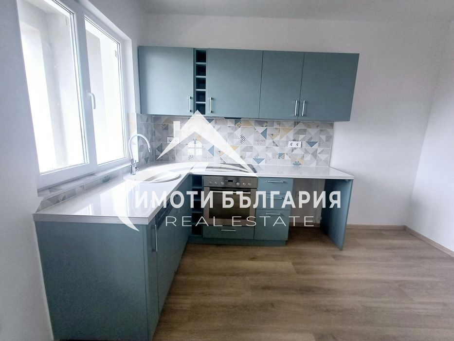 Продава се Етаж от къща в Карлово - 93 кв.м за 1807 €/кв.м - Снимка #1