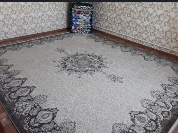 Продам ковер новый