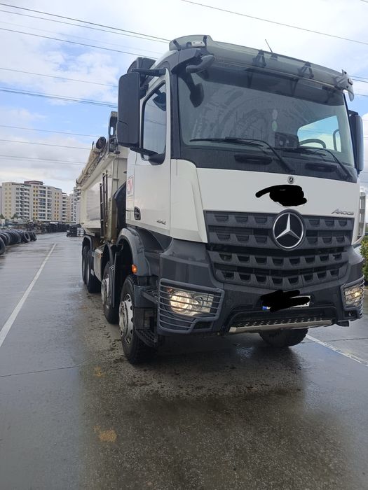 Vand autobasculanta Mercedes Arocs 5 4142K