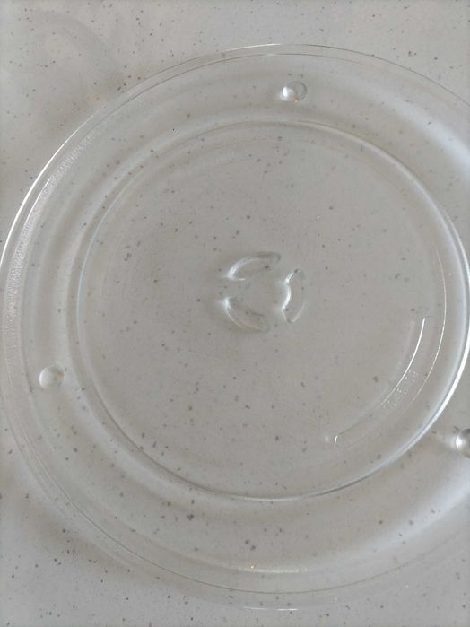 Чиния за микровълнова  32,5 см. с детелина