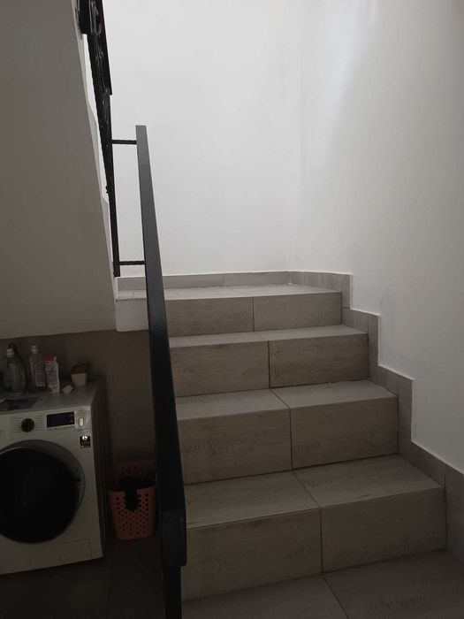 Vand Casa Adunatii Copaceni