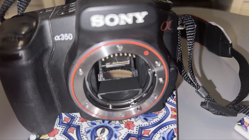 DSLR Sony a350 + обектив 18-70/3.5