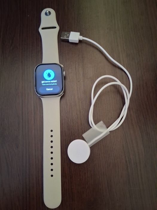 Ceas.nou.puțin folosit