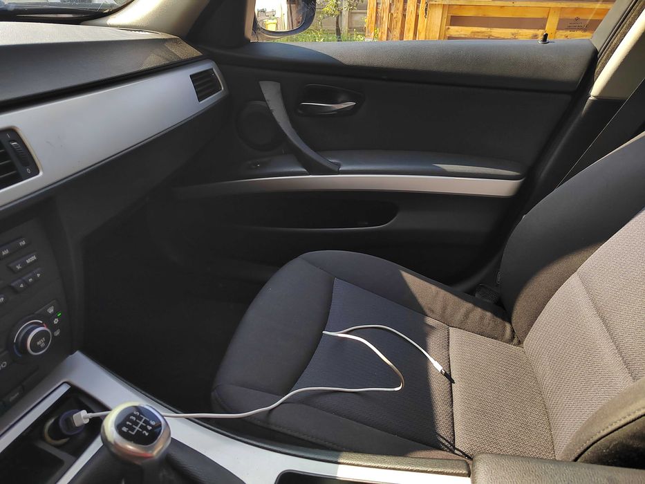 BMW 318 d an 2010