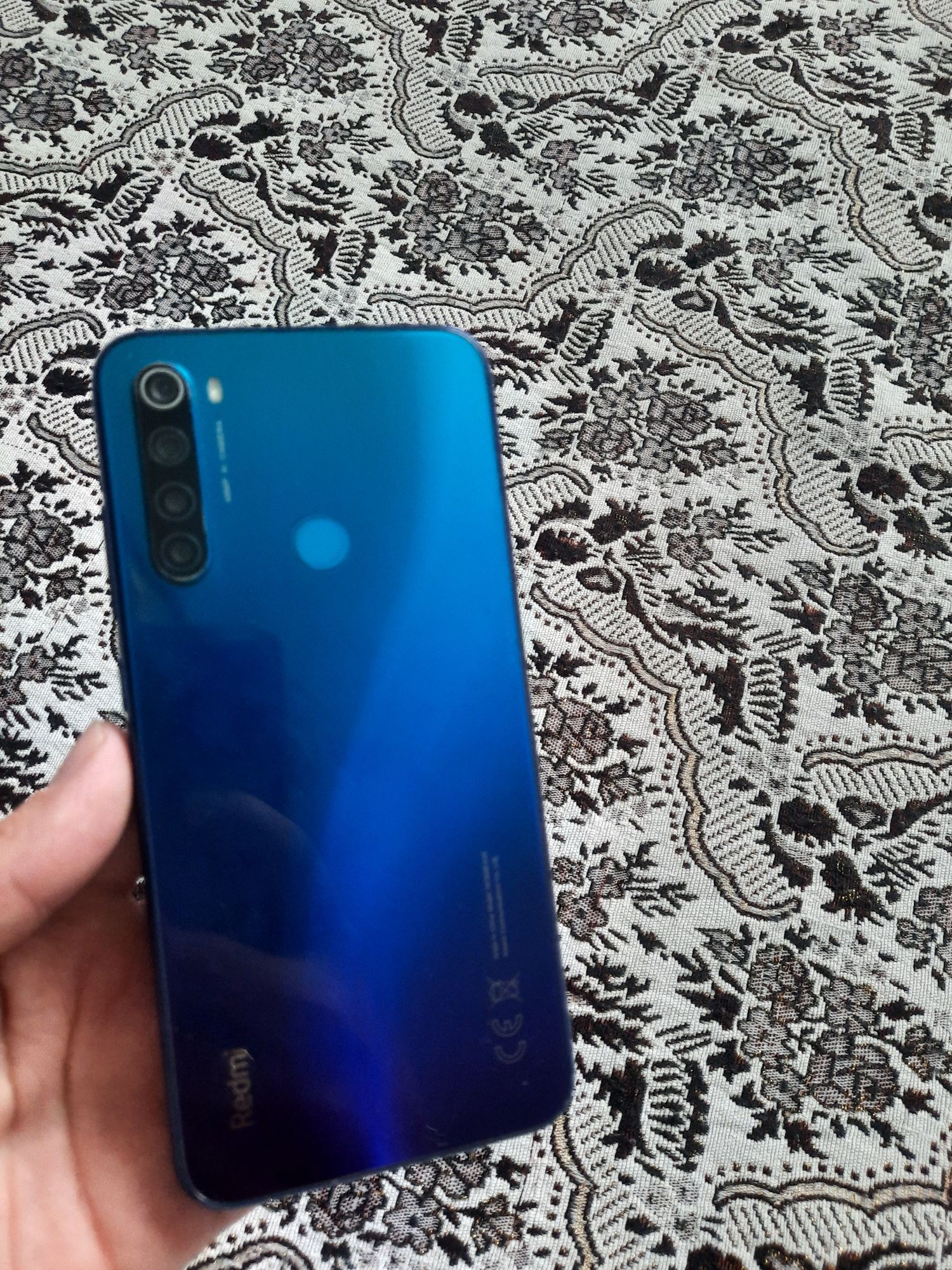 Продам телефон Xiaomi note 8