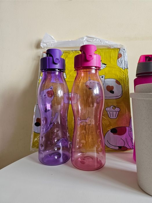 Нови шишета (бутилки) за вода, термочаша и четка за шишета, от 2.50 лв