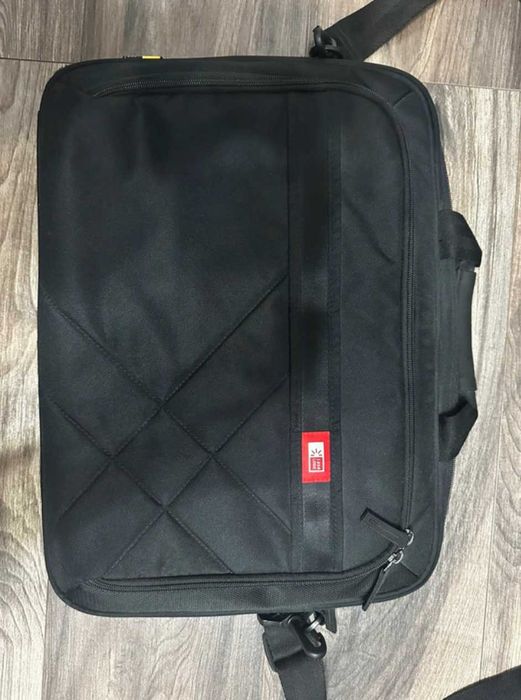 Geanta umăr laptop Case Logic