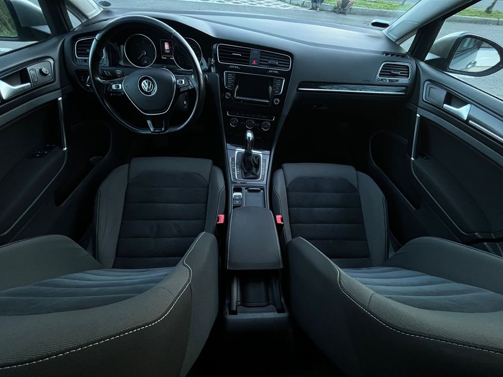 Vw golf 7 hatchback 2l dsg . Rate, garantie. (Nu Skoda Audi Opel Polo)