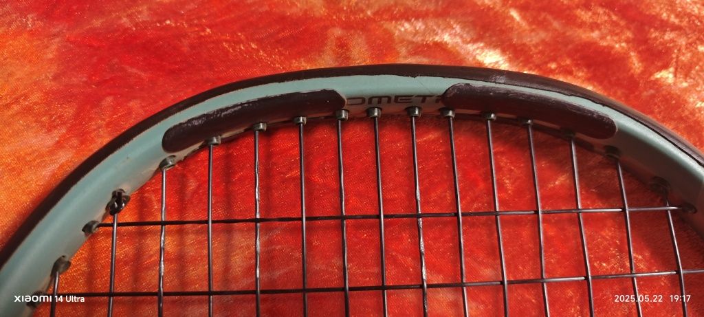 Тенис ракета Модел YONEX PERCEPT 97H
1 бр много малко ползвана, почти