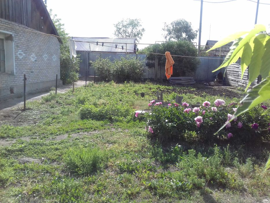 Продам дом однакомнатную в трёх квартирной