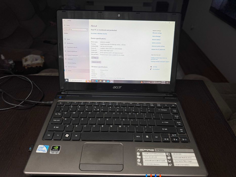 Vând laptop Acer Aspire 3750ZG