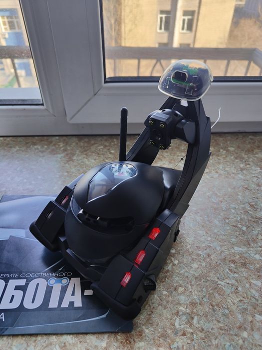 Робот- шпион отличный подарок для ребенка