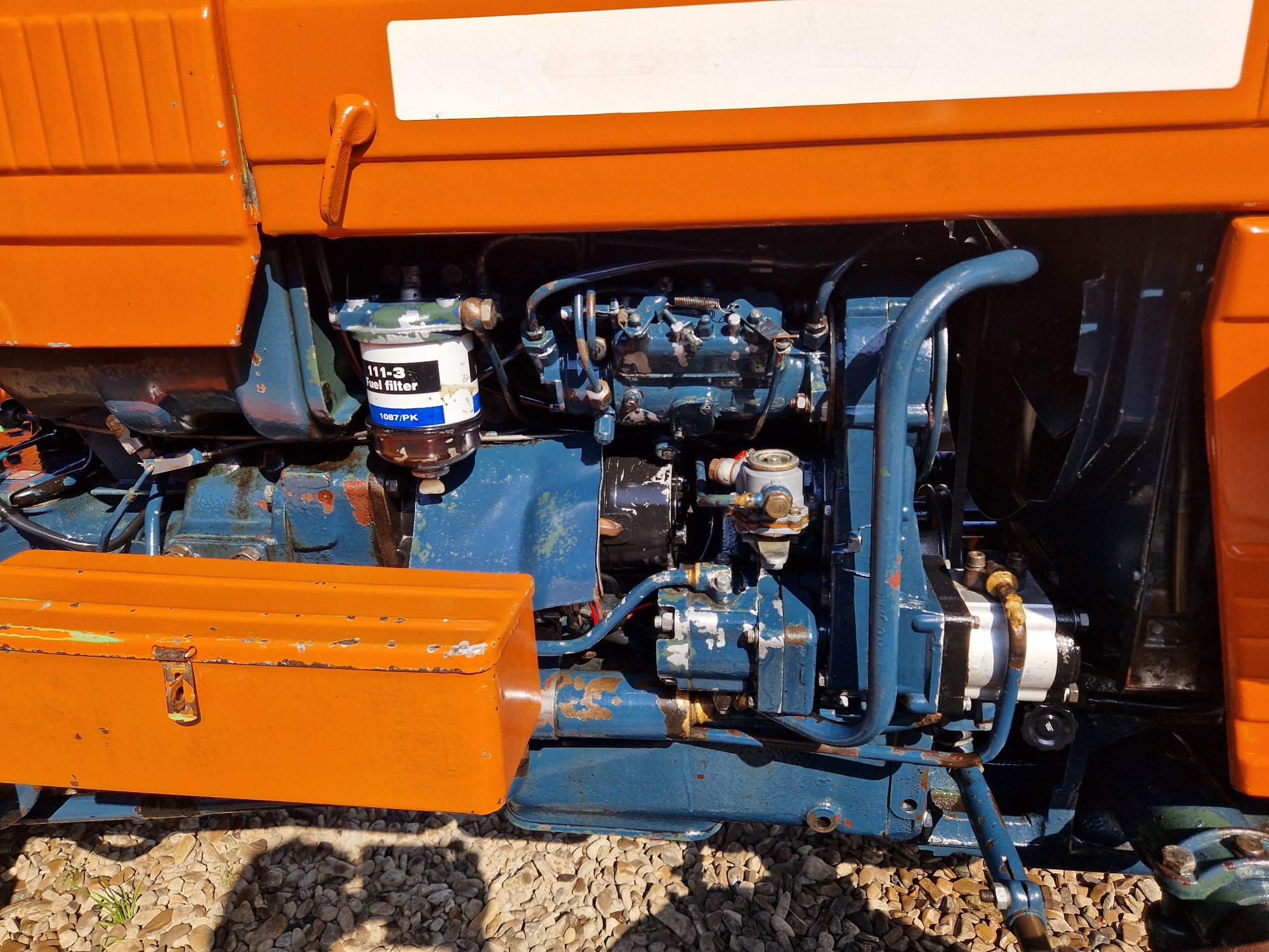 Tractor UTB VRS 530 viticol